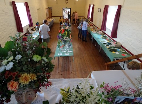 the main hall full of show entries